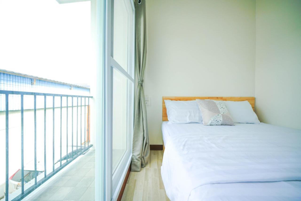 Nut Home Hostel Bangkok Ngoại thất bức ảnh